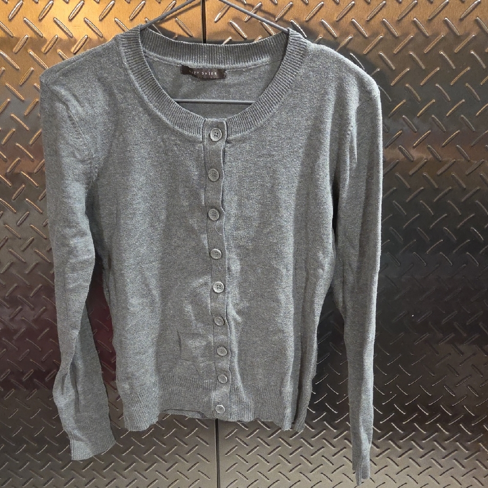 Suzy Shier Gray Button-Up Cardigan